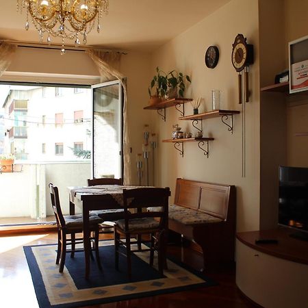 Ferienwohnung Casa Mira - Ampio, Fully Equipped E Zona Tranquilla Triest Exterior foto